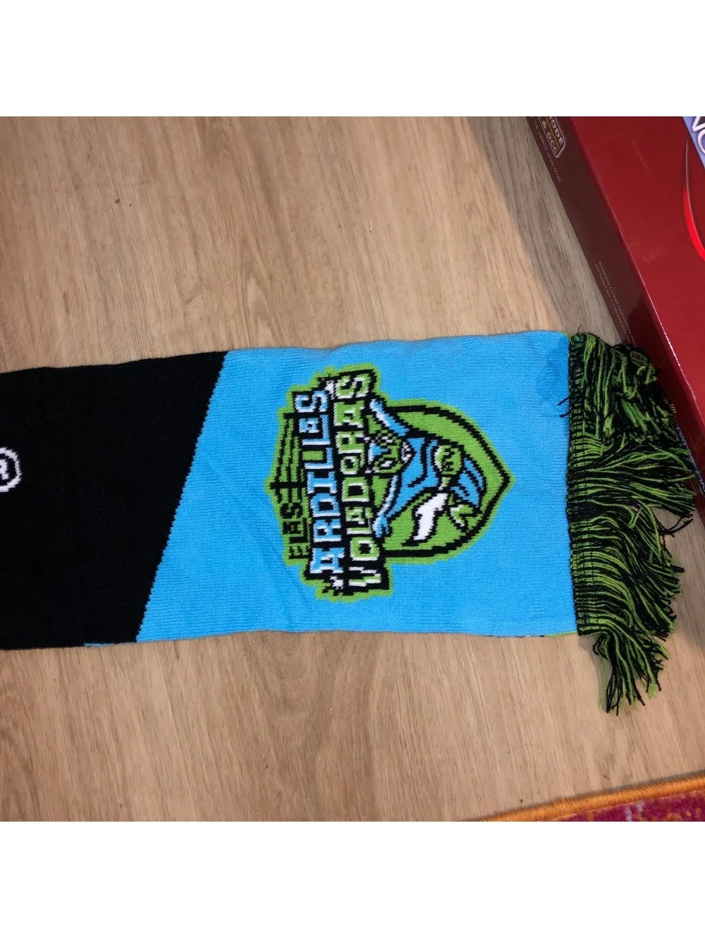 RICHMOND FLYING SQUIRRELS LAS ARDILLAS VOLADORAS KNIT SCARF SUPER RARE